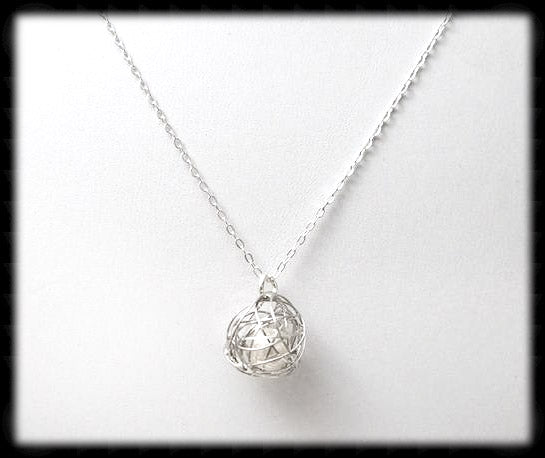 #MM513N- Pearl in Nest Necklace- Silver
