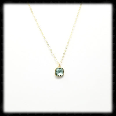 #AAAFTR894N-Petite Filigree Square Framed Drop Necklace-Erinite Gold